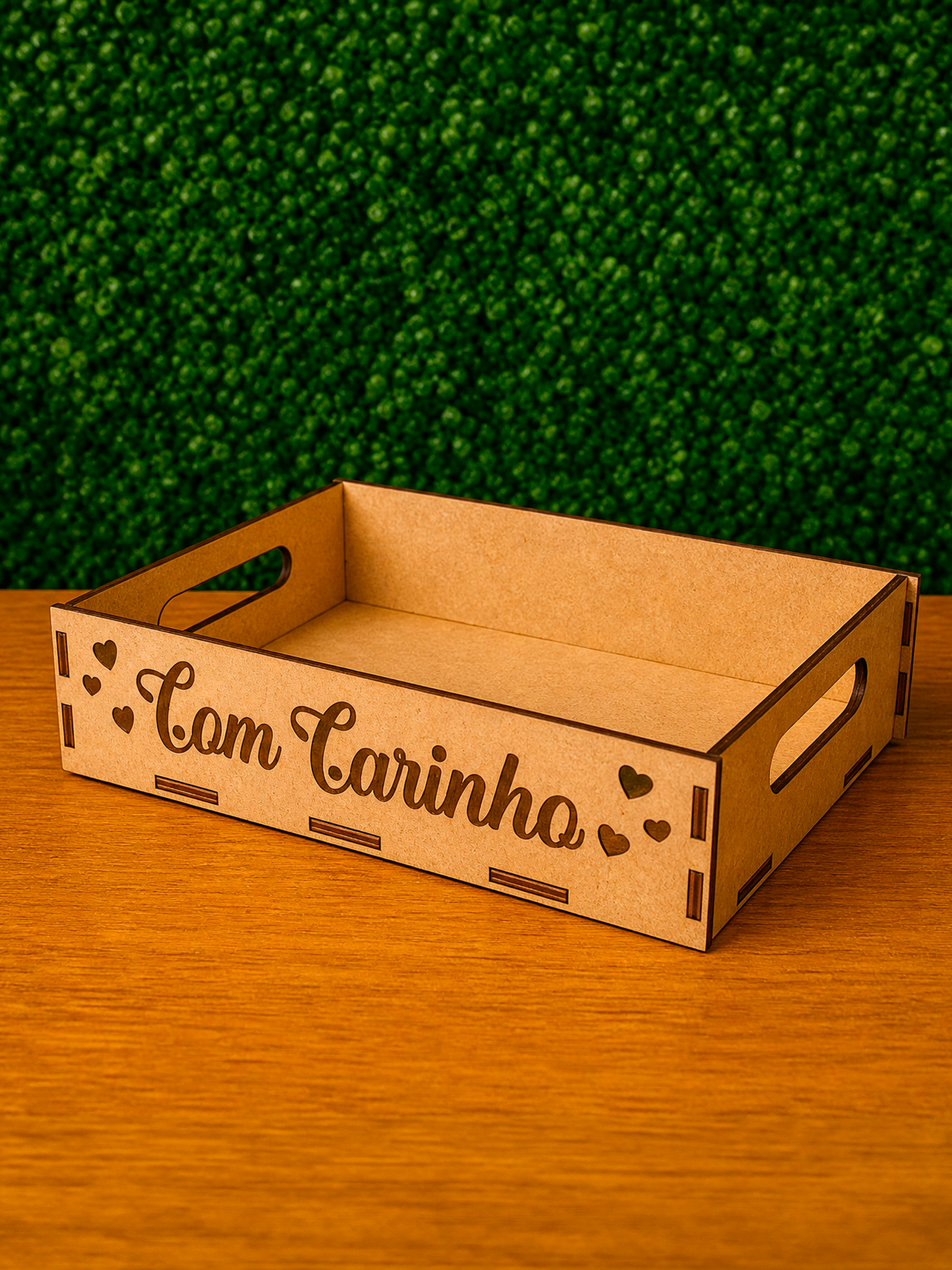 Bandeja Decorativa “Com Carinho” em MDF